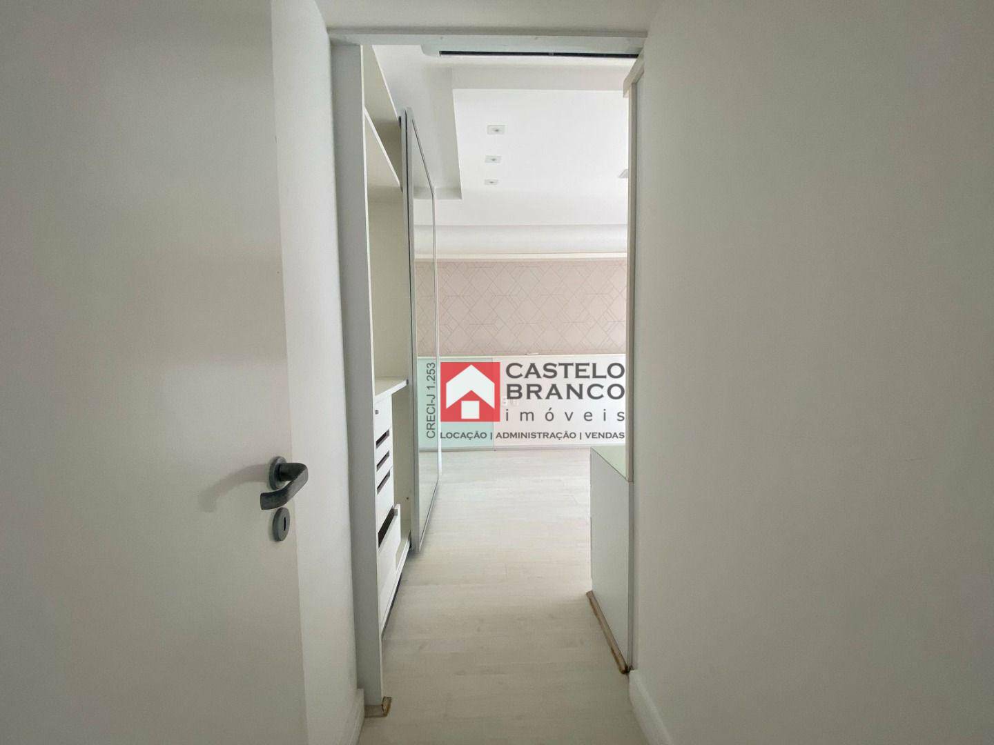 Apartamento à venda com 3 quartos, 130m² - Foto 16