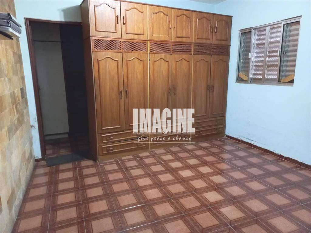 Casa à venda com 2 quartos, 80m² - Foto 5