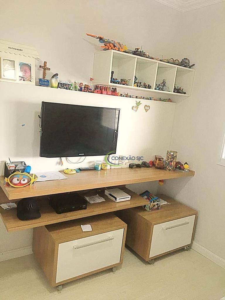 Apartamento à venda com 3 quartos, 182m² - Foto 6