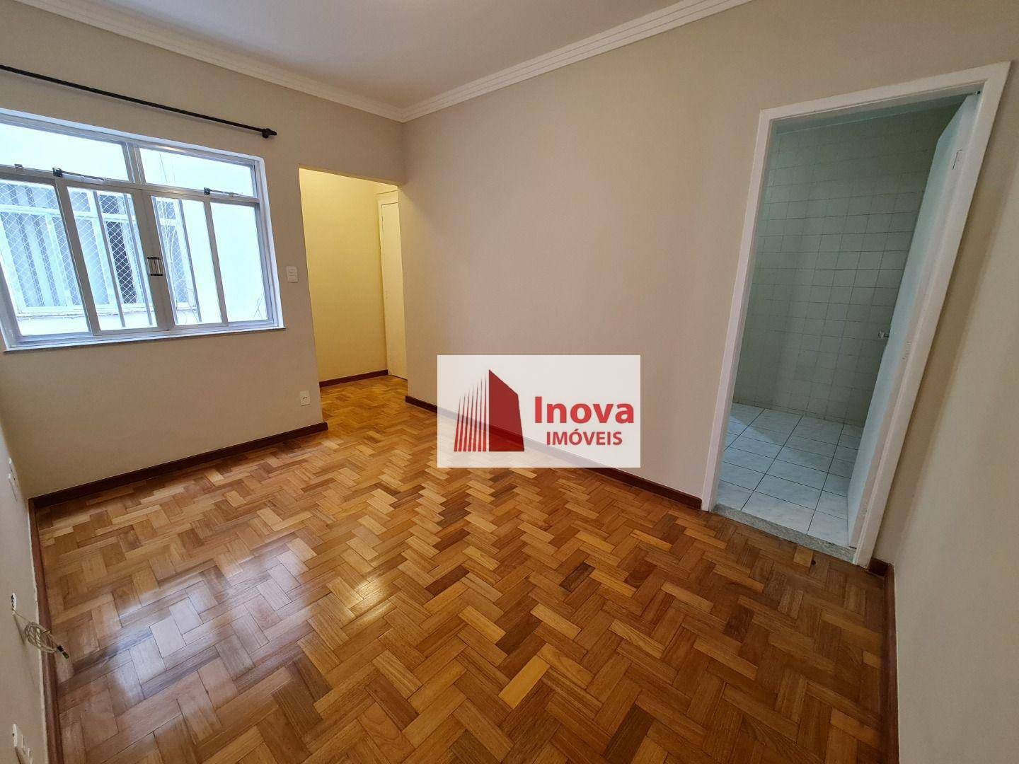 Apartamento à venda com 2 quartos, 84m² - Foto 2