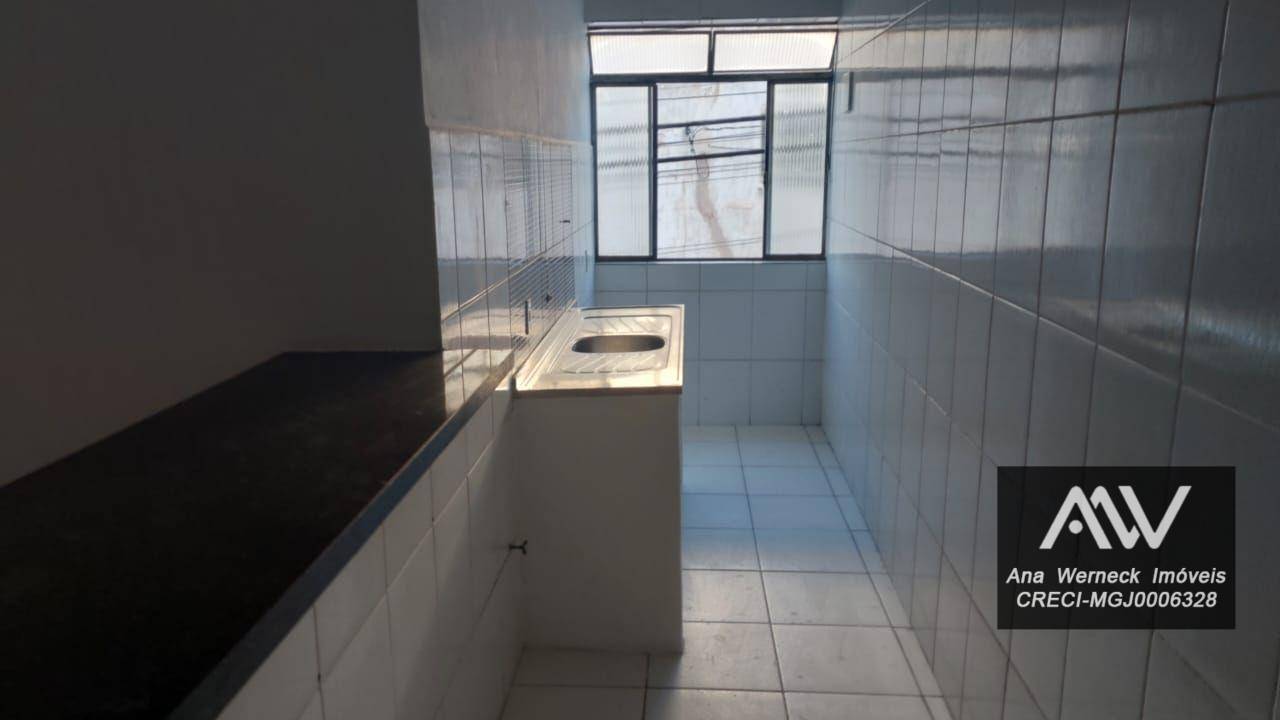 Apartamento para alugar com 2 quartos, 80m² - Foto 11