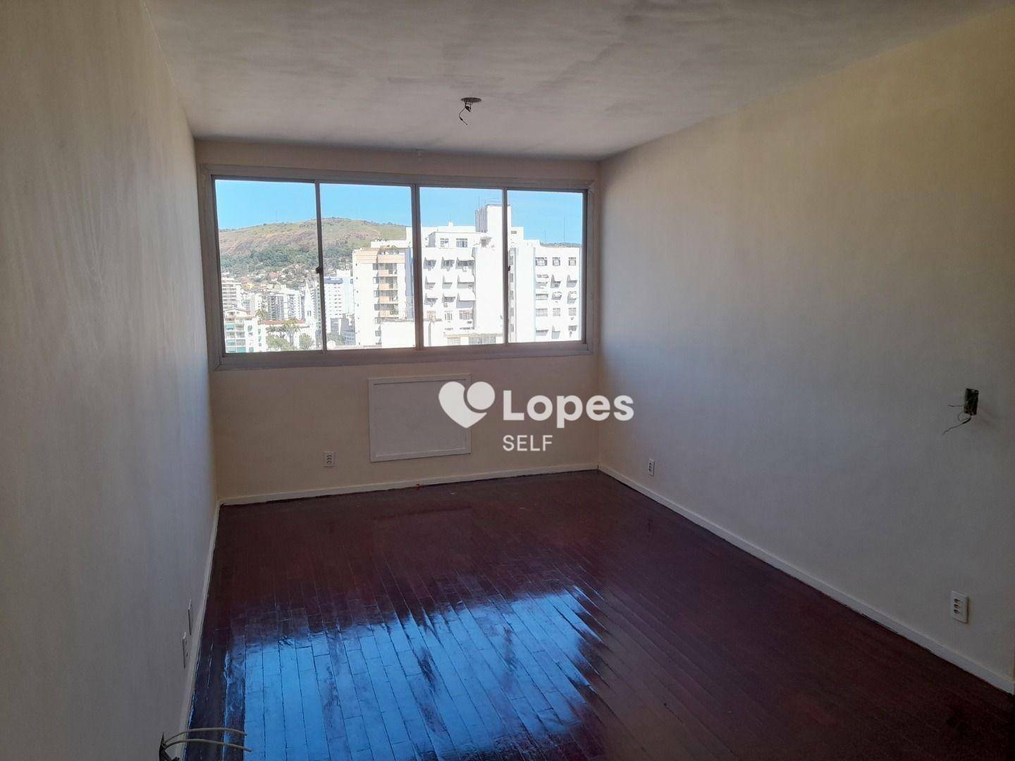 Apartamento à venda com 1 quarto, 60m² - Foto 1