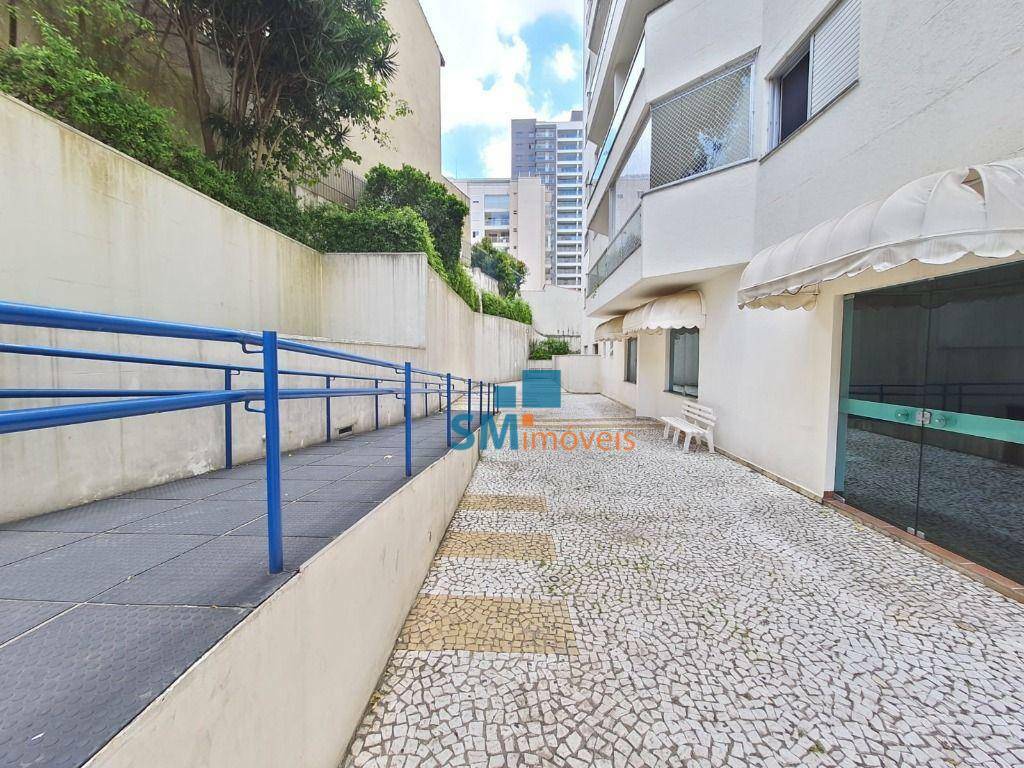 Apartamento à venda com 3 quartos, 130m² - Foto 9