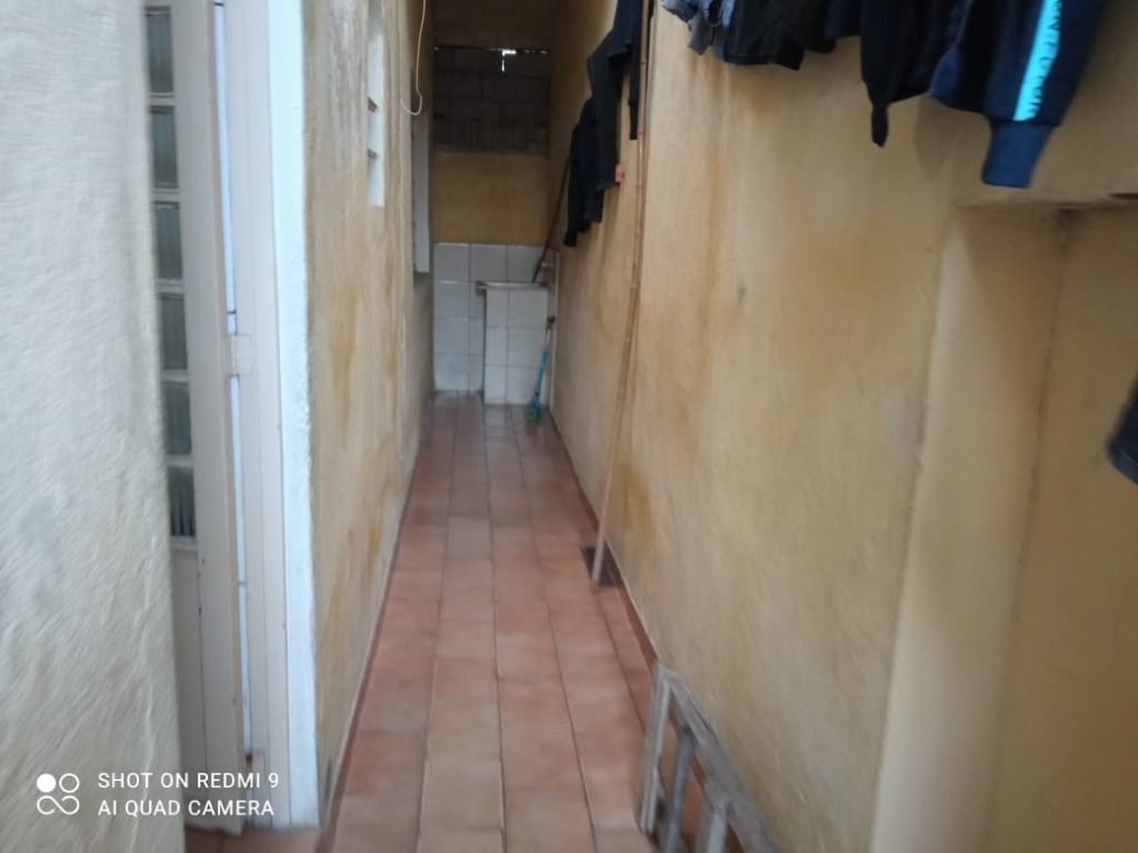 Casa à venda com 2 quartos, 109m² - Foto 3