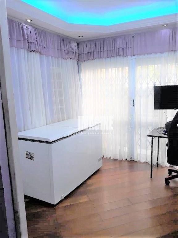 Sobrado à venda com 3 quartos, 330m² - Foto 9