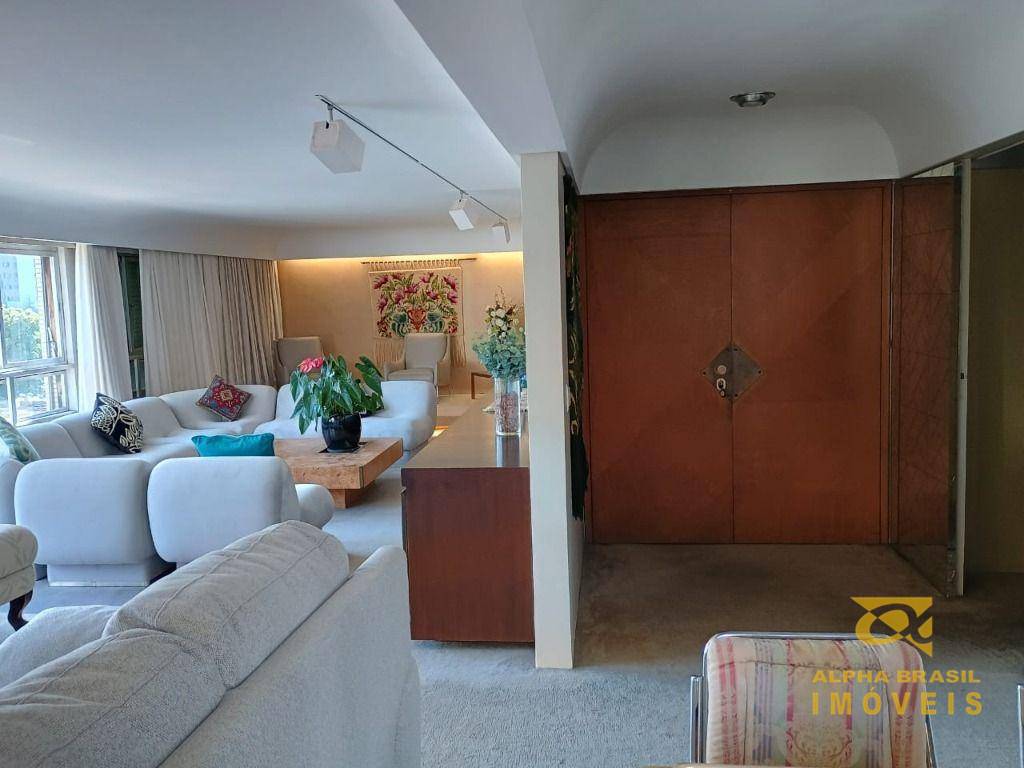 Apartamento à venda com 4 quartos, 347m² - Foto 14