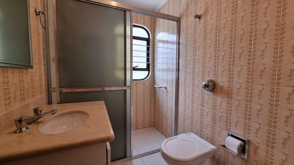 Apartamento à venda com 3 quartos, 196m² - Foto 18