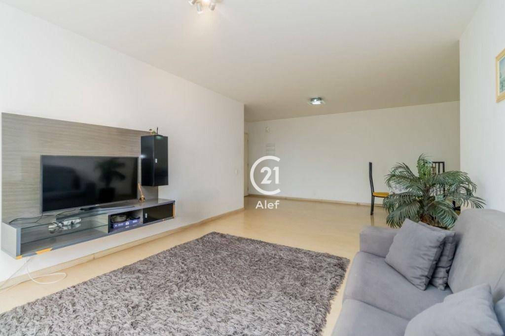 Apartamento à venda com 3 quartos, 107m² - Foto 3