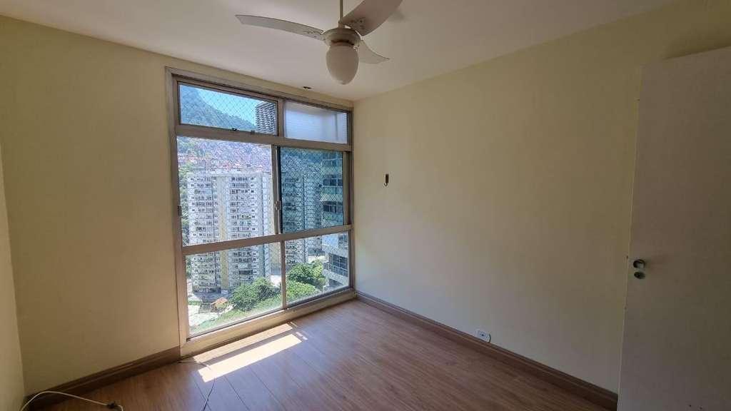 Apartamento à venda com 4 quartos, 188m² - Foto 11