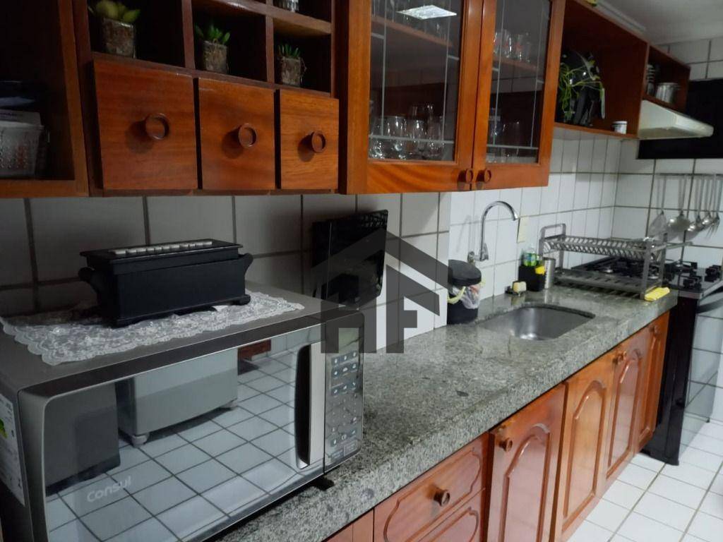 Apartamento à venda com 3 quartos, 154m² - Foto 5