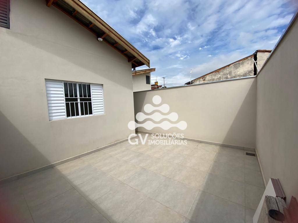 Casa à venda com 3 quartos, 84m² - Foto 14