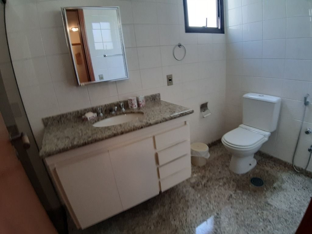 Apartamento à venda com 3 quartos, 150m² - Foto 12