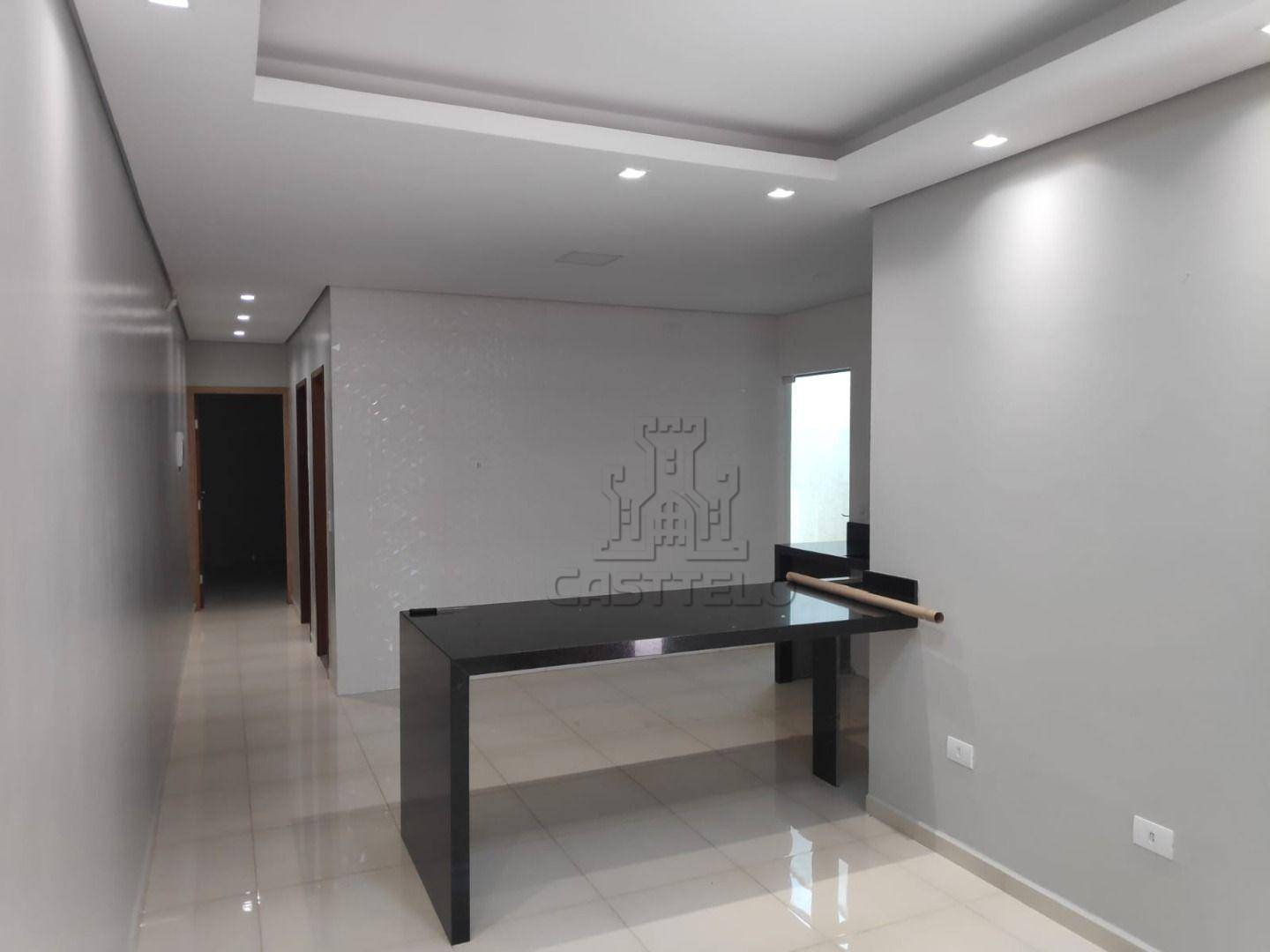 Casa à venda com 2 quartos, 150m² - Foto 2