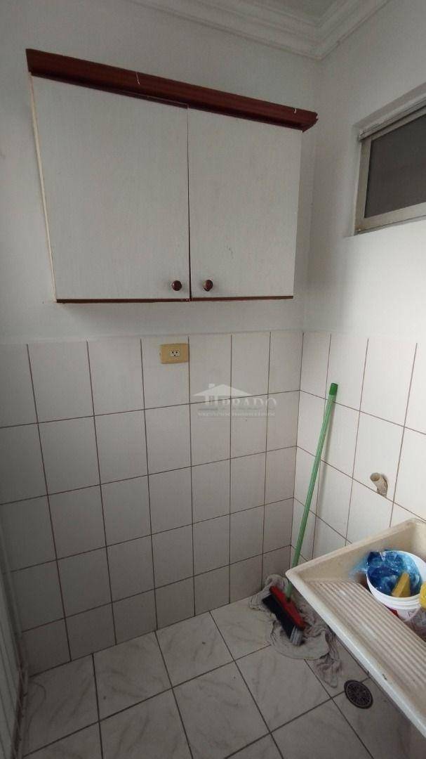 Apartamento à venda com 3 quartos, 70m² - Foto 4