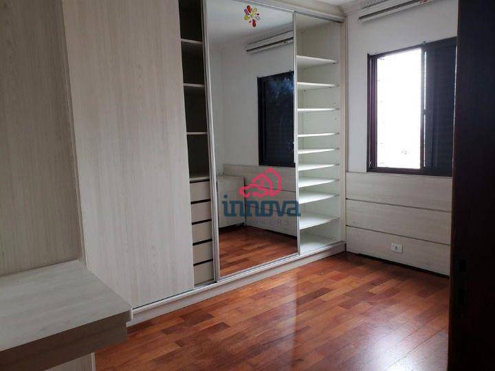 Apartamento à venda com 3 quartos, 121m² - Foto 7