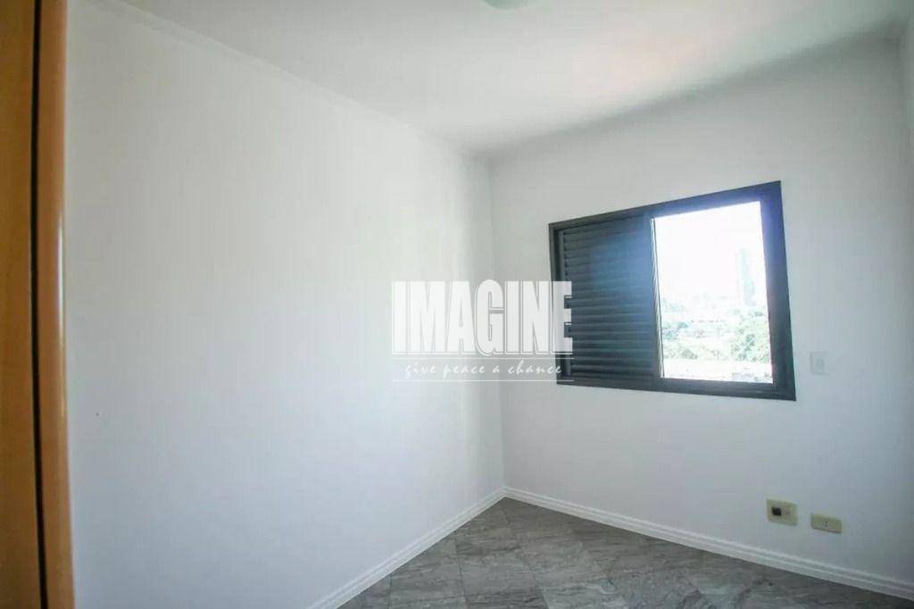 Apartamento à venda com 3 quartos, 95m² - Foto 10