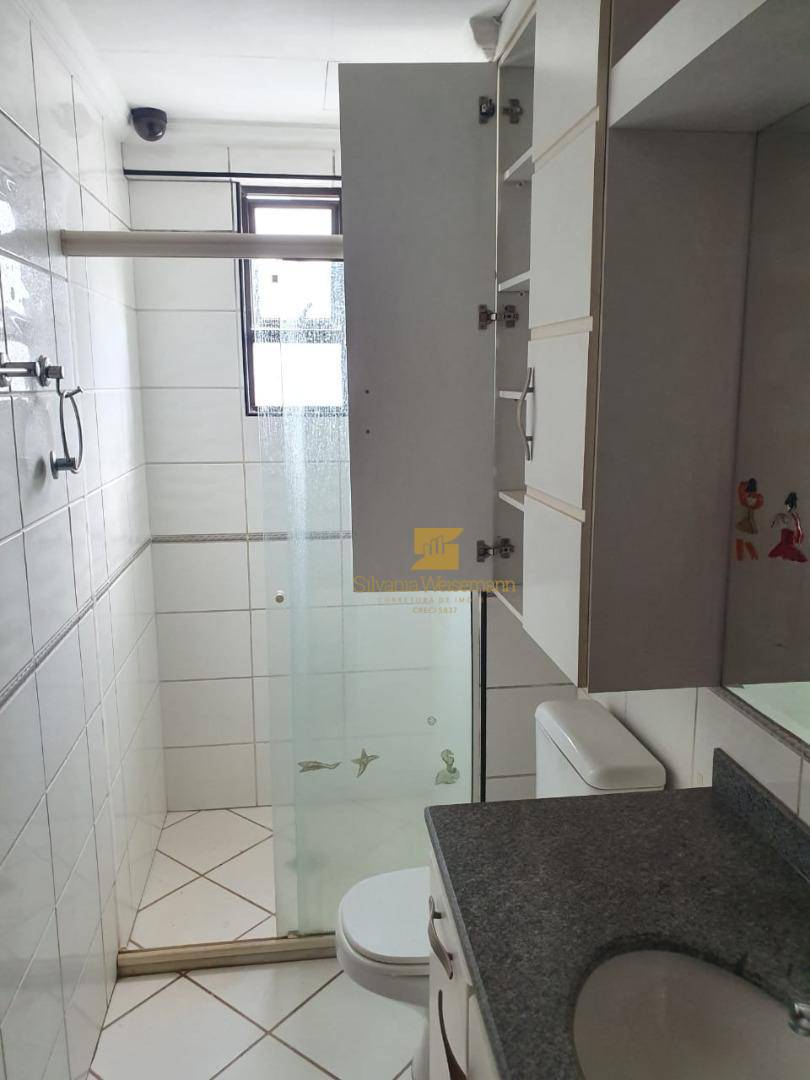 Apartamento à venda com 3 quartos, 161m² - Foto 11