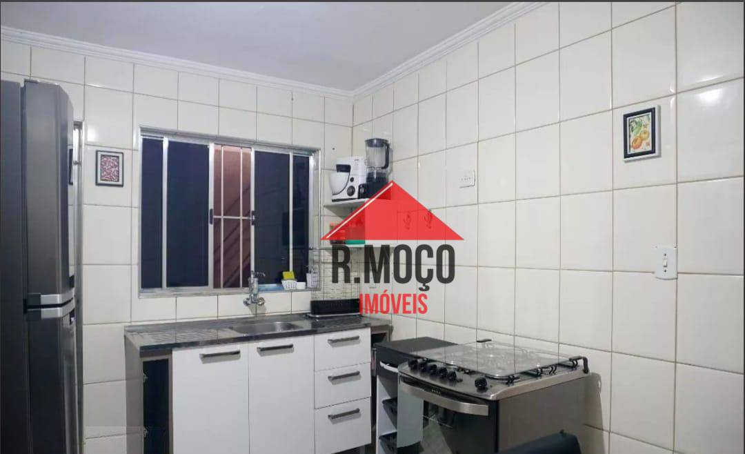 Casa à venda com 3 quartos, 219m² - Foto 12