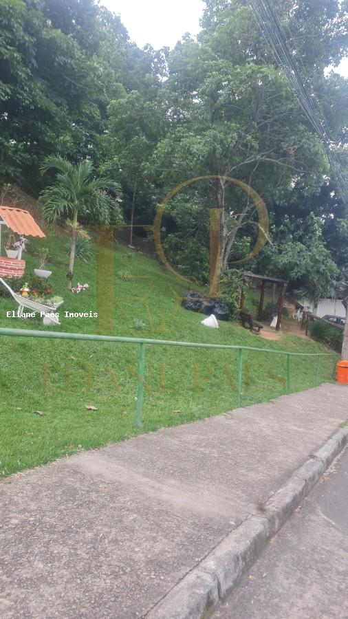 Casa à venda com 2 quartos, 60m² - Foto 17
