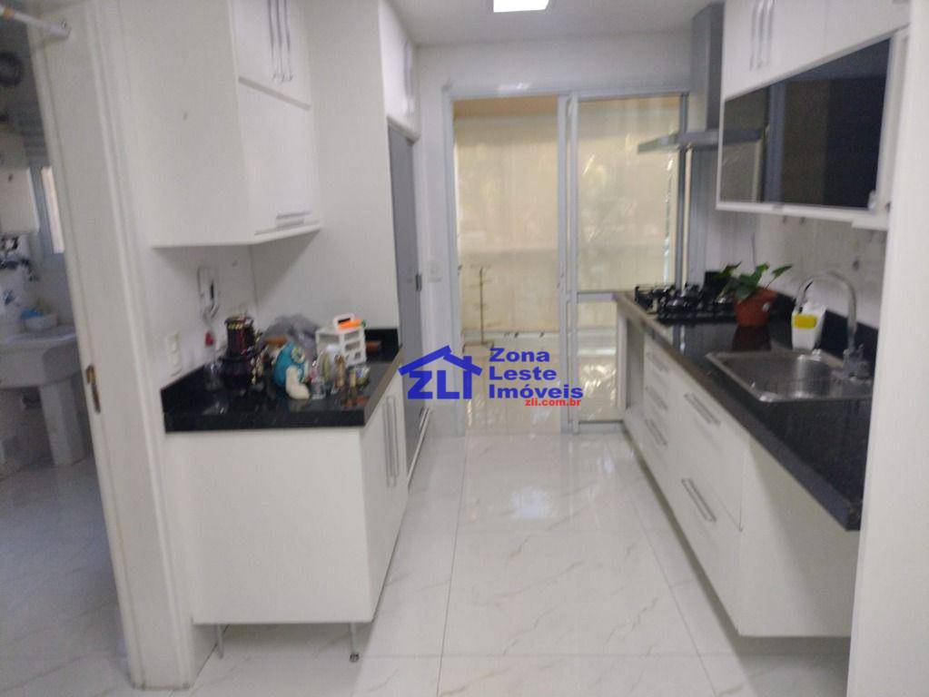 Apartamento à venda com 3 quartos, 155m² - Foto 4