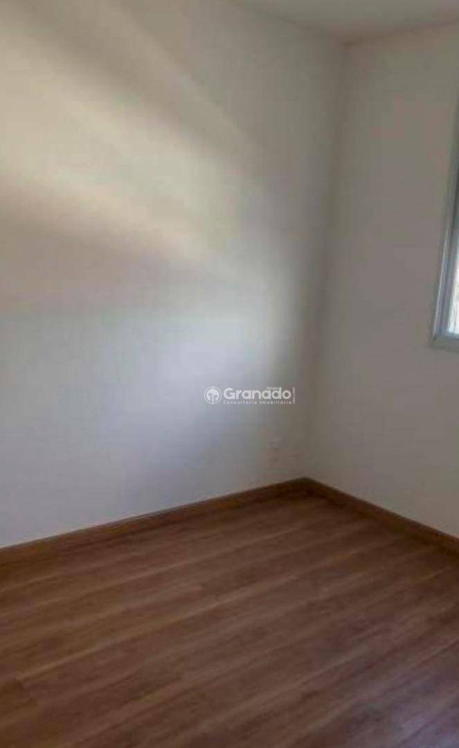 Apartamento à venda com 3 quartos, 79m² - Foto 9