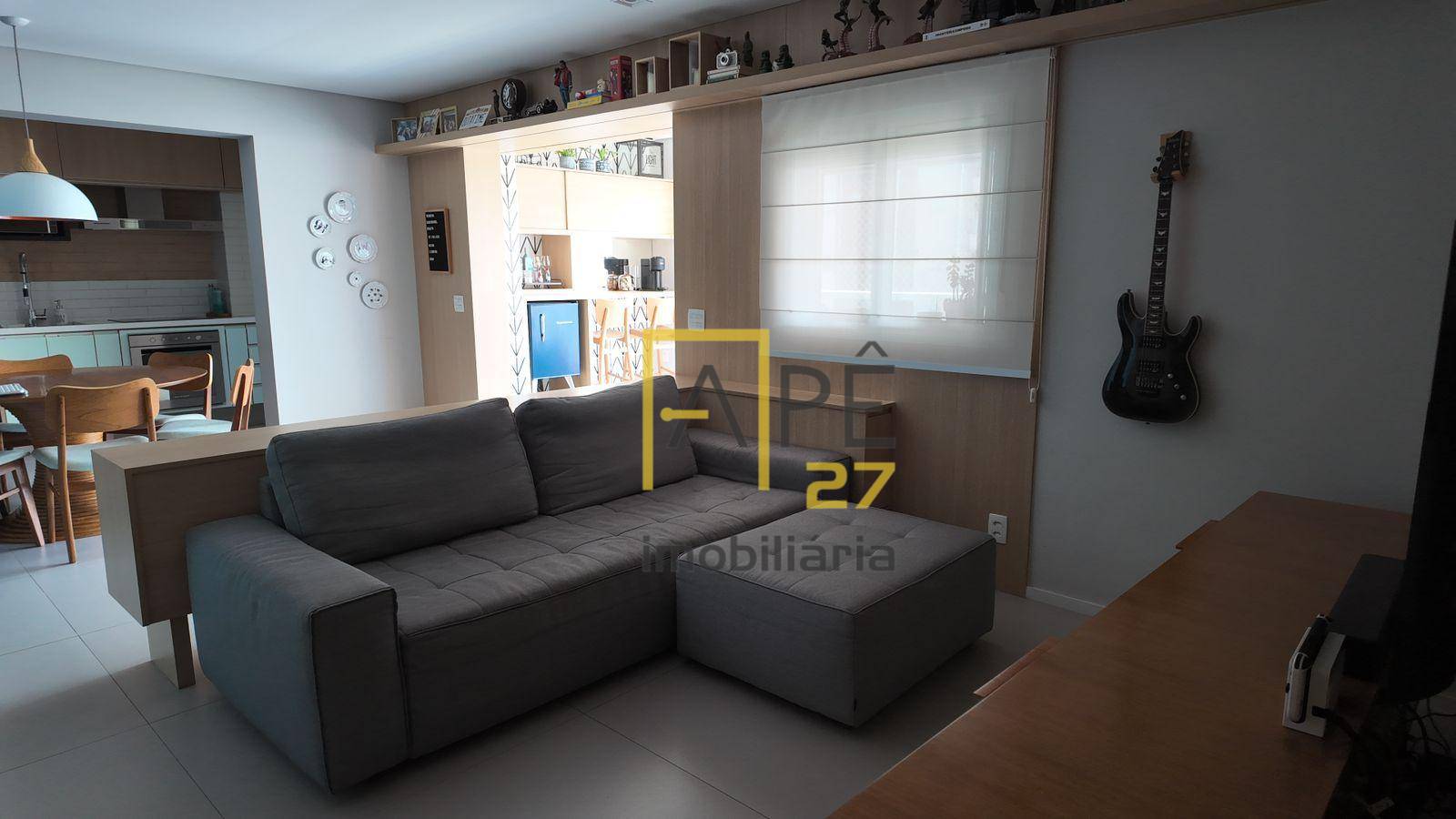 Apartamento à venda com 2 quartos, 110m² - Foto 4