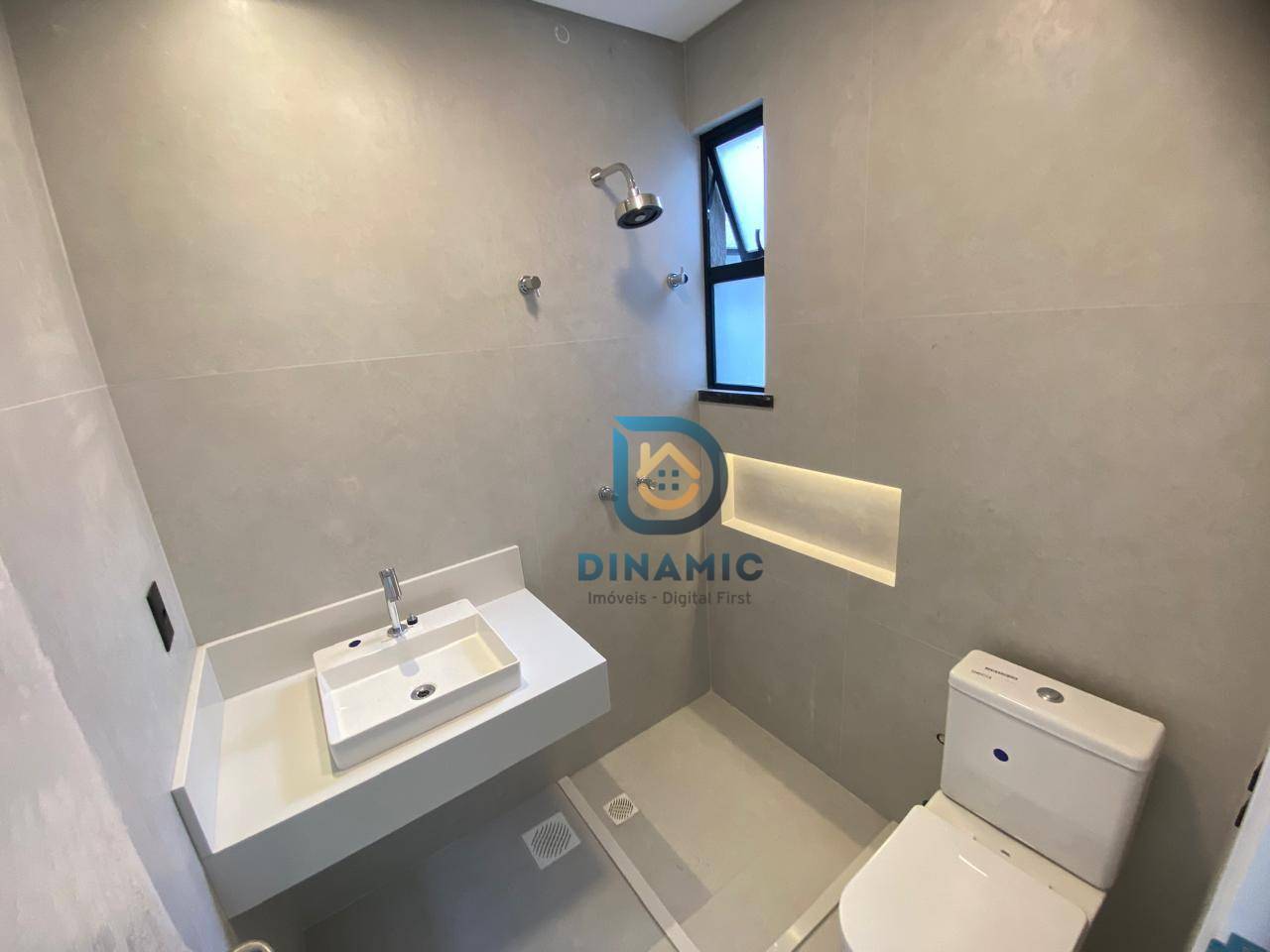 Casa à venda com 4 quartos, 186m² - Foto 6