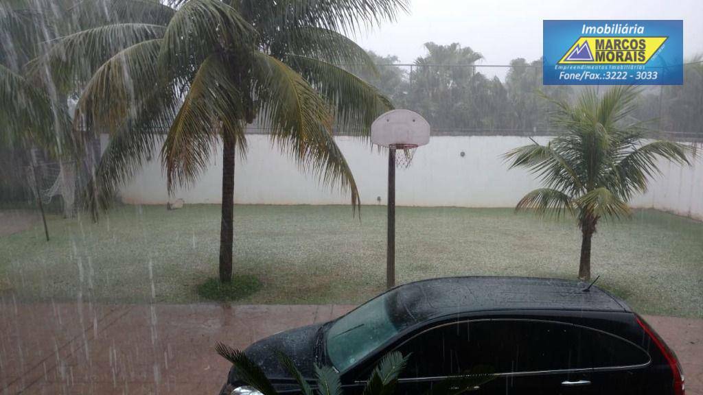 Casa, 3 quartos, 450 m² - Foto 2