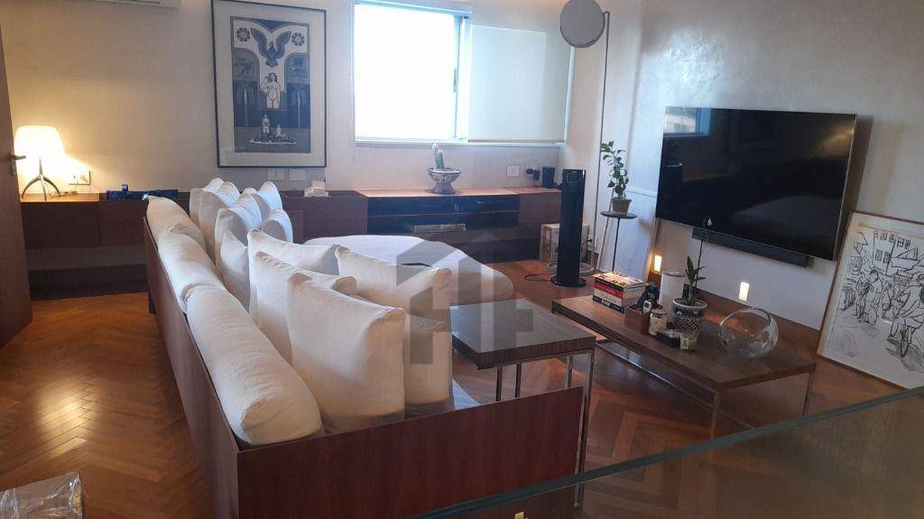 Cobertura à venda com 3 quartos, 230m² - Foto 13