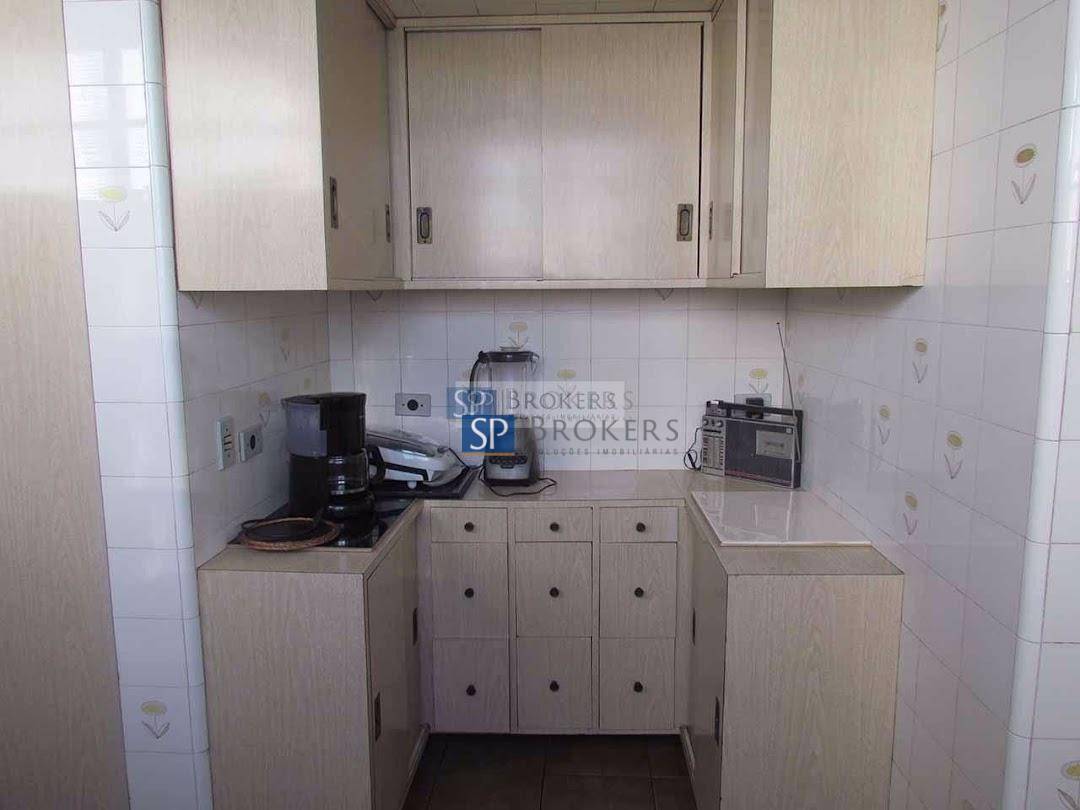 Apartamento à venda com 3 quartos, 300m² - Foto 7