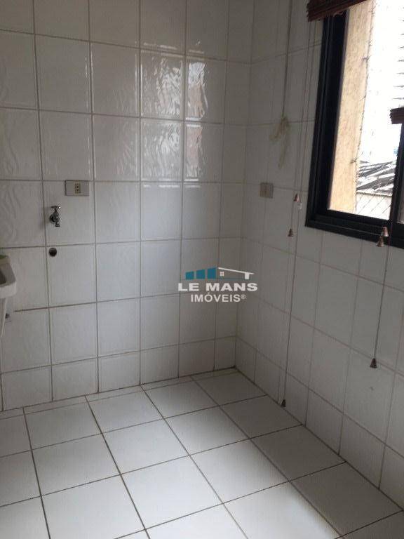 Apartamento à venda com 3 quartos, 127m² - Foto 31