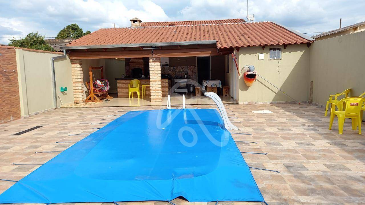 Casa à venda com 3 quartos, 200m² - Foto 24