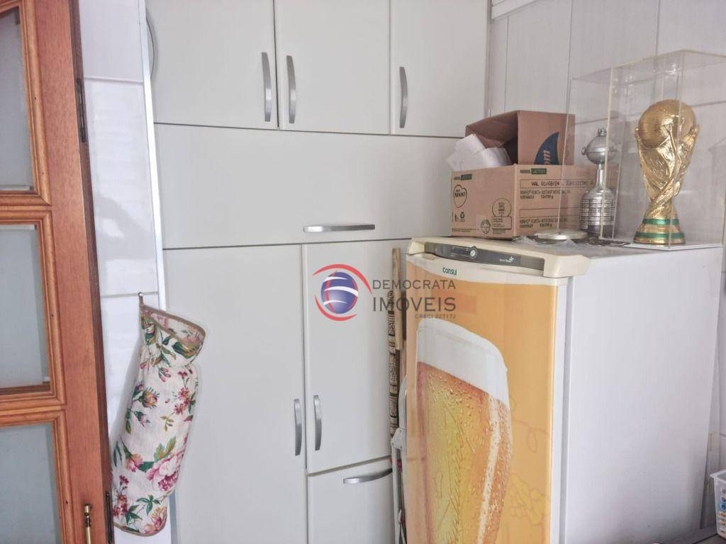 Apartamento à venda com 3 quartos, 106m² - Foto 25