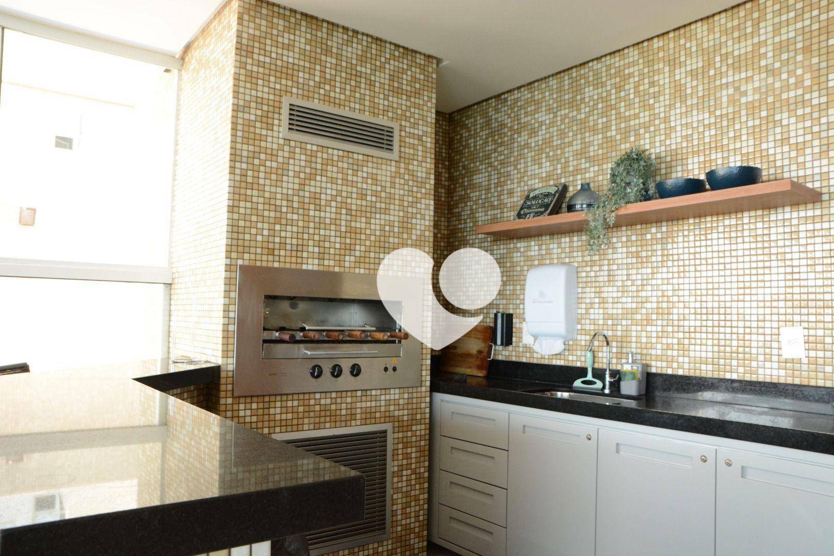 Apartamento à venda com 4 quartos, 200m² - Foto 34