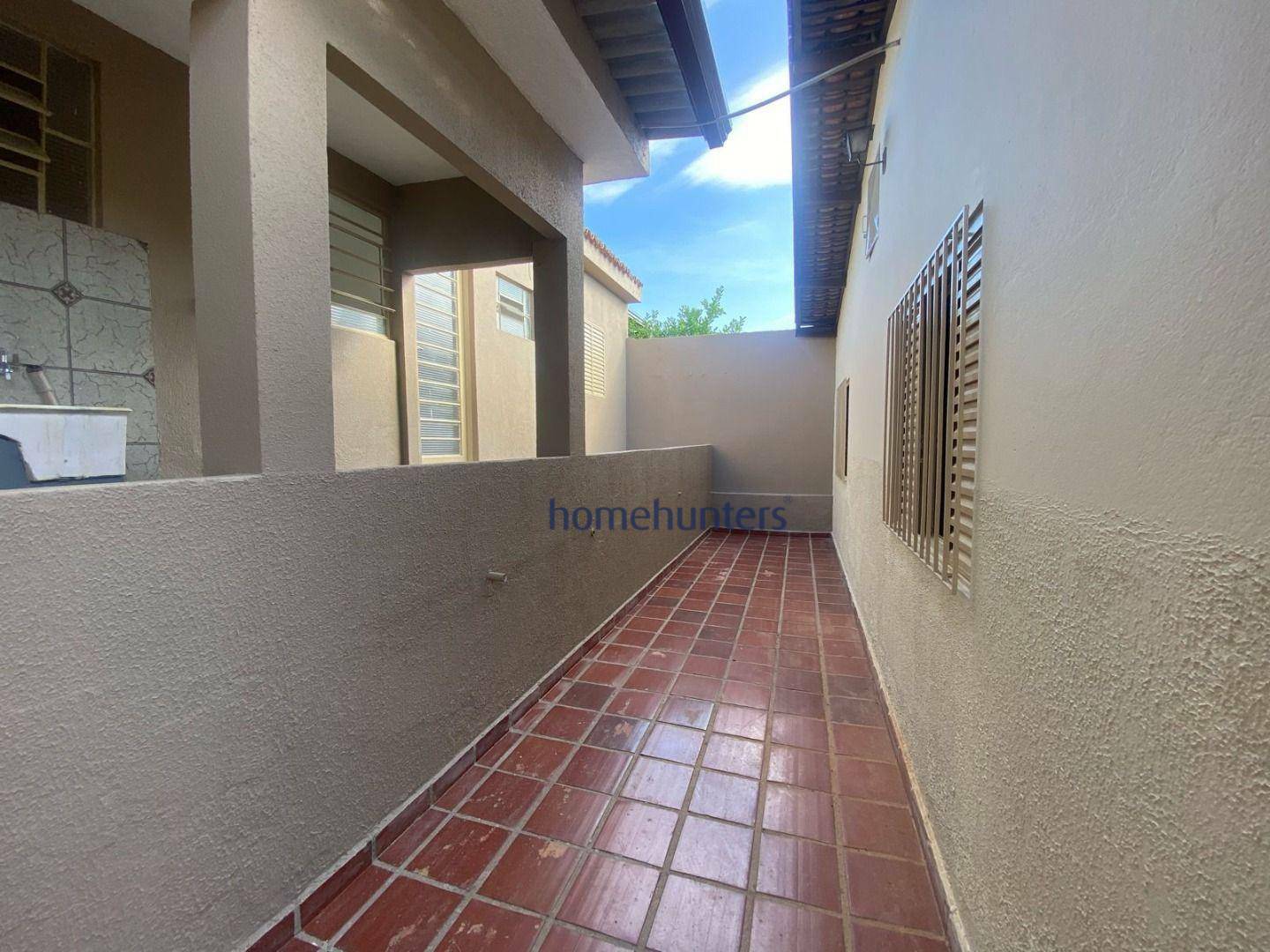 Casa para alugar com 3 quartos, 184m² - Foto 21