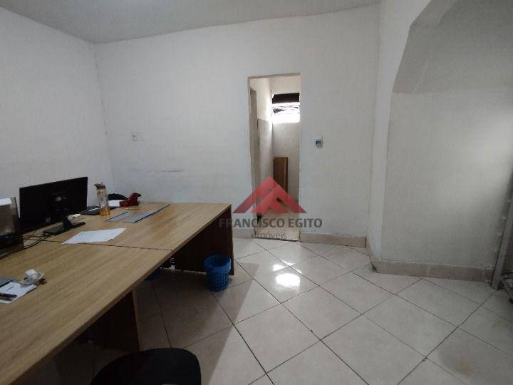 Casa à venda com 1 quarto, 70m² - Foto 6