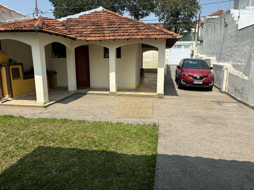 Casa para alugar com 2 quartos, 180m² - Foto 6