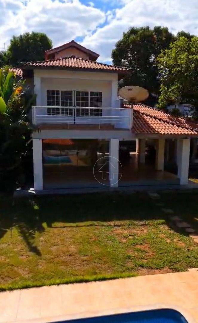 Casa à venda com 4 quartos, 384m² - Foto 2