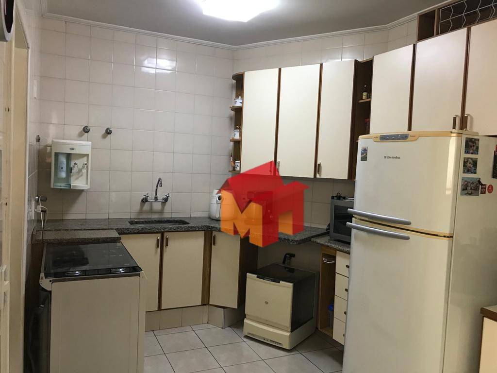 Apartamento à venda com 4 quartos, 147m² - Foto 4