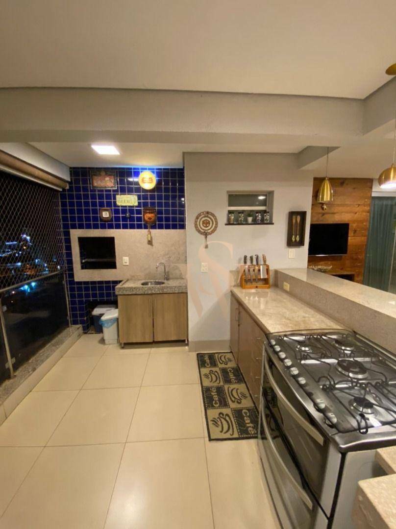 Apartamento à venda com 3 quartos, 220m² - Foto 7