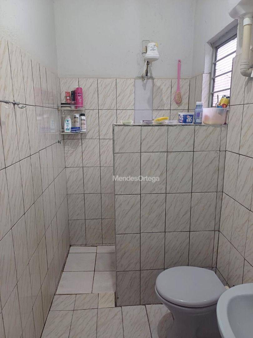 Casa à venda com 5 quartos, 280m² - Foto 11