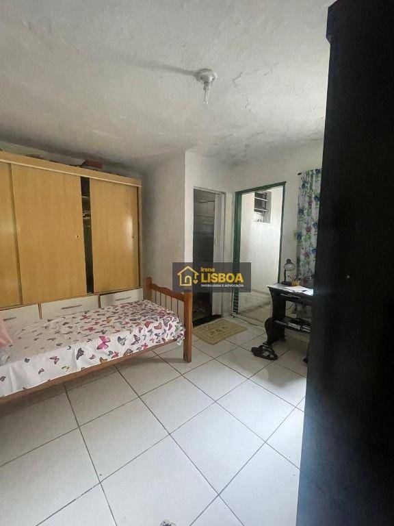 Casa à venda com 3 quartos, 150m² - Foto 15