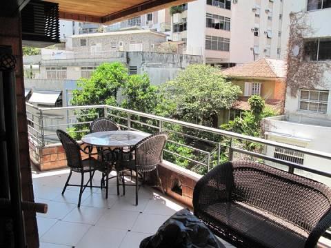 Apartamento à venda com 2 quartos, 104m² - Foto 1