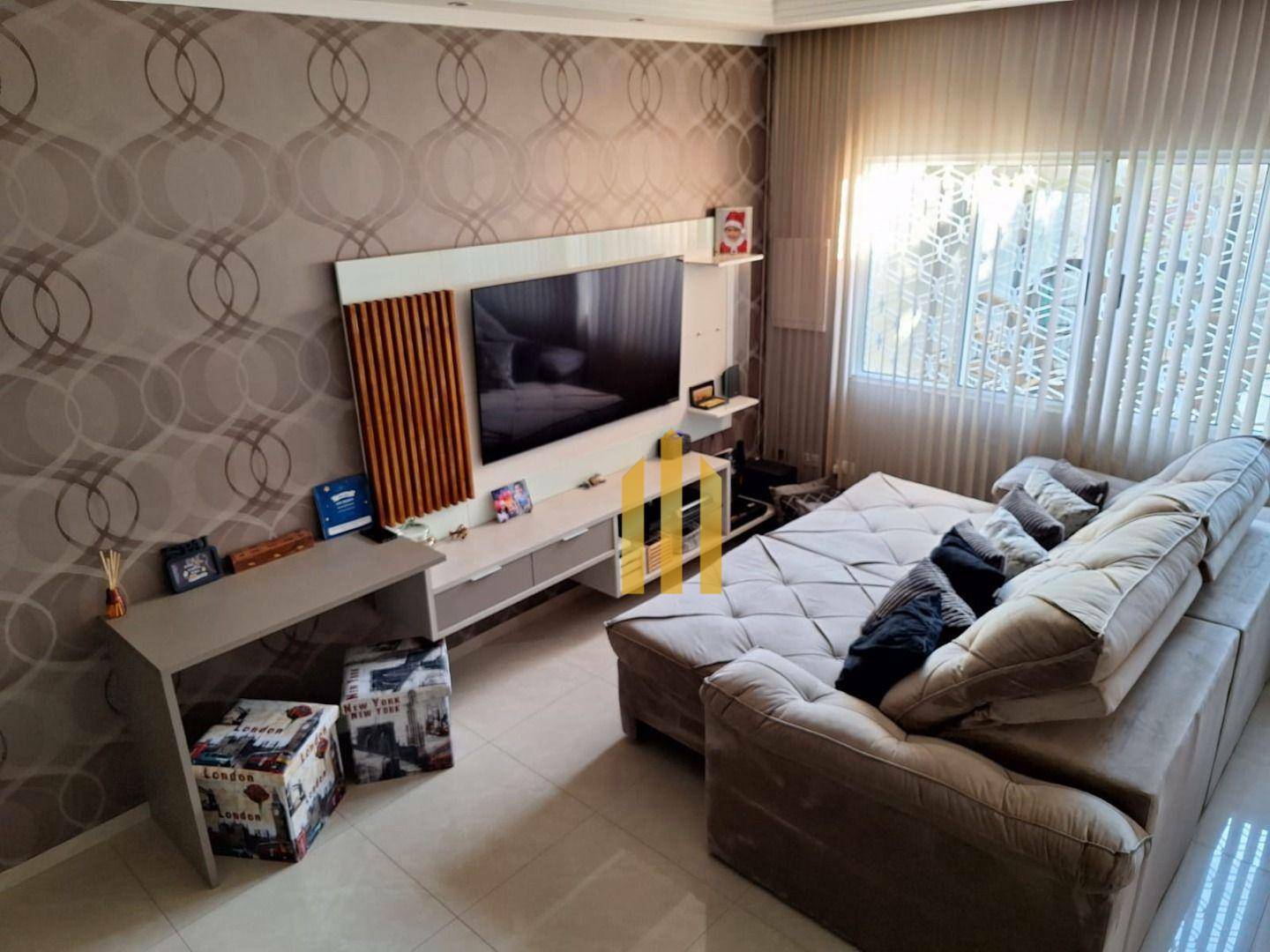 Sobrado à venda com 3 quartos, 96m² - Foto 2