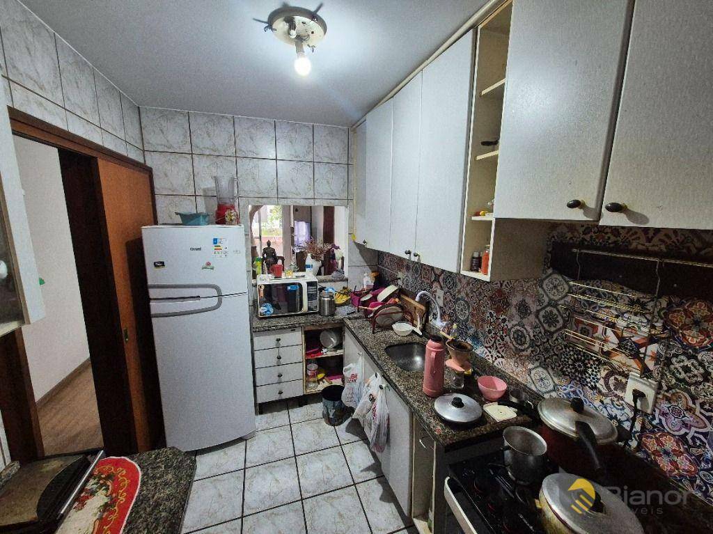 Apartamento à venda com 3 quartos, 93m² - Foto 4