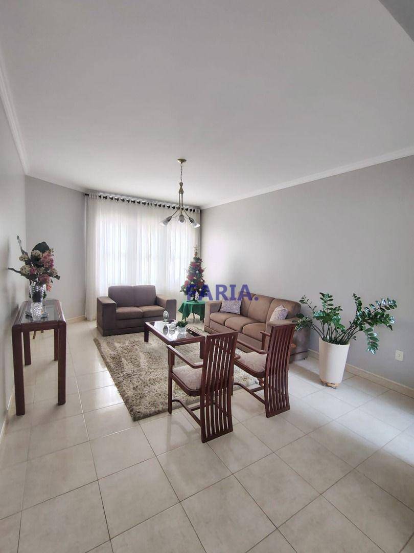 Casa, 3 quartos, 269 m² - Foto 4