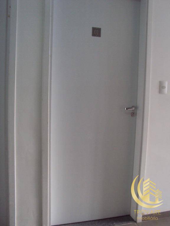 Apartamento à venda com 3 quartos, 78m² - Foto 2