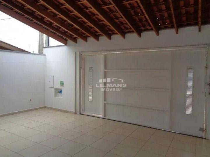 Casa à venda com 3 quartos, 120m² - Foto 4