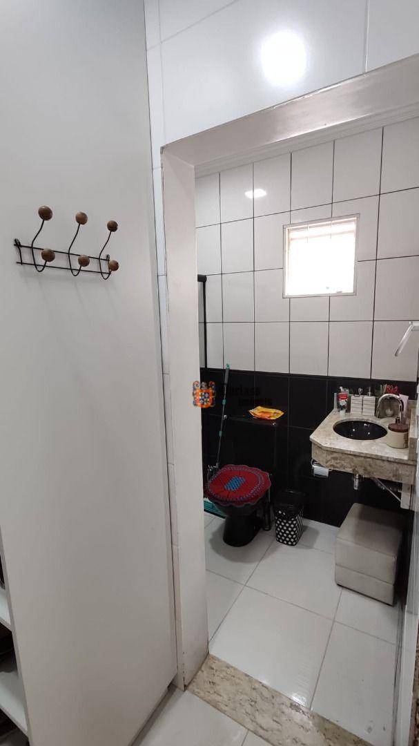 Casa à venda com 2 quartos, 136m² - Foto 16