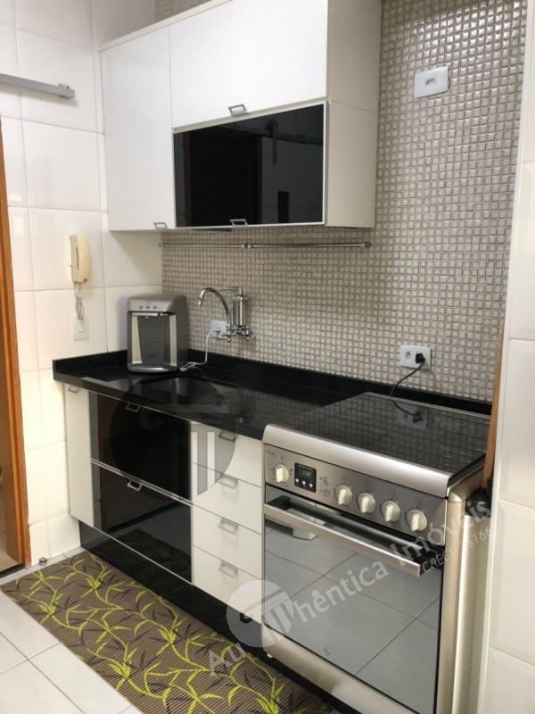 Apartamento à venda com 2 quartos, 62m² - Foto 5